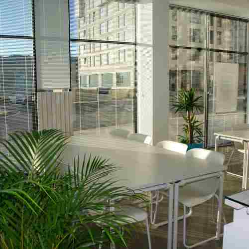 Abbattimento tramezzo, soluzione per rinverdire i locali Abbattimento del tramezzo, una soluzione per aumentare gli spazi percepiti.