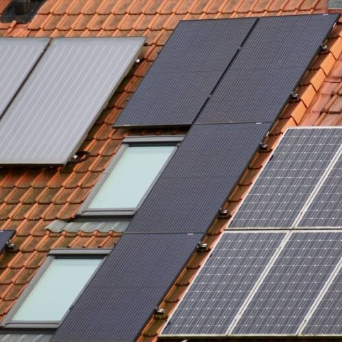 Impianto solare termico: una stima del risparmio Impianto solare termico: una soluzione per ottenere acqua calda sanitaria.